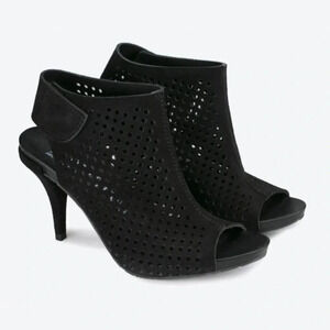 Pedro Garcia Yinon 'Perfed' Low Rider Bootie Heel Black Size 9